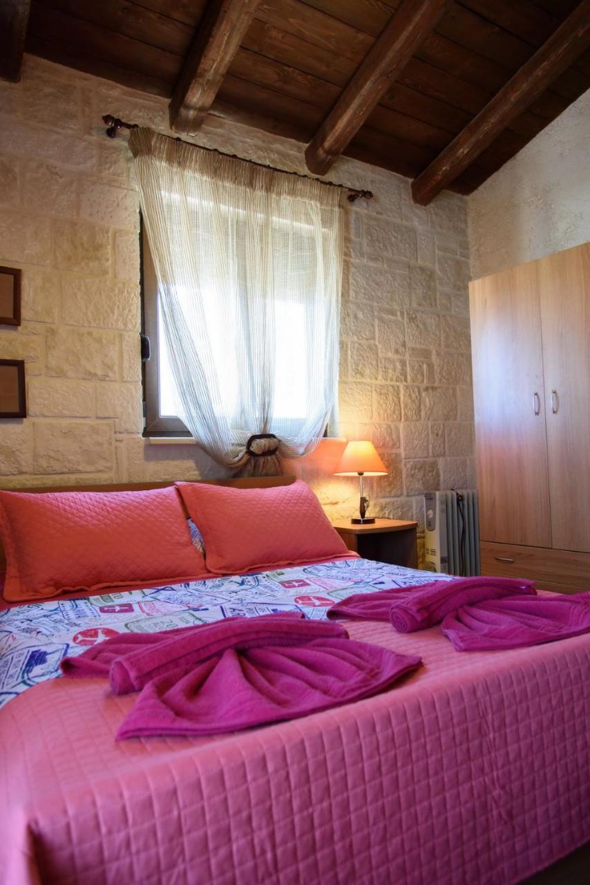 Traditional Stonehouse Vicky Limenas Chersonisou Exterior foto