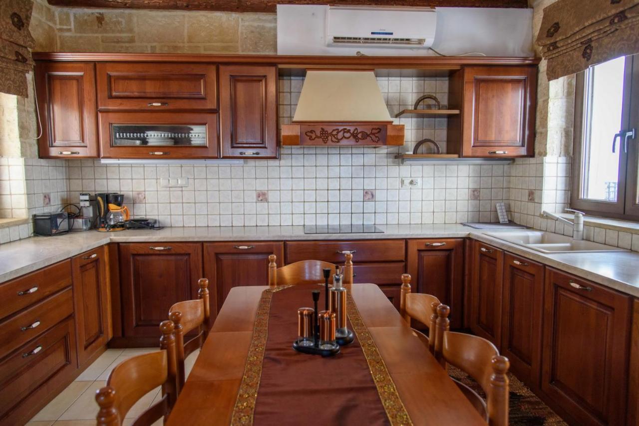 Traditional Stonehouse Vicky Limenas Chersonisou Exterior foto